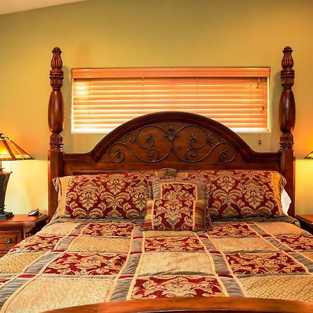 5-Star Luxury Tahoe Cabin! Great Location! Pool Table!Darts! Poker! Ping Pong! Games! South Lake Tahoe Bagian luar foto
